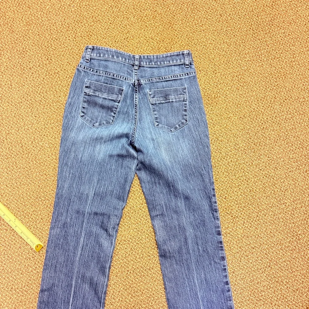 Classic Fit Blue Women's Jeans by Chrisropher‎ & Bank Size 6